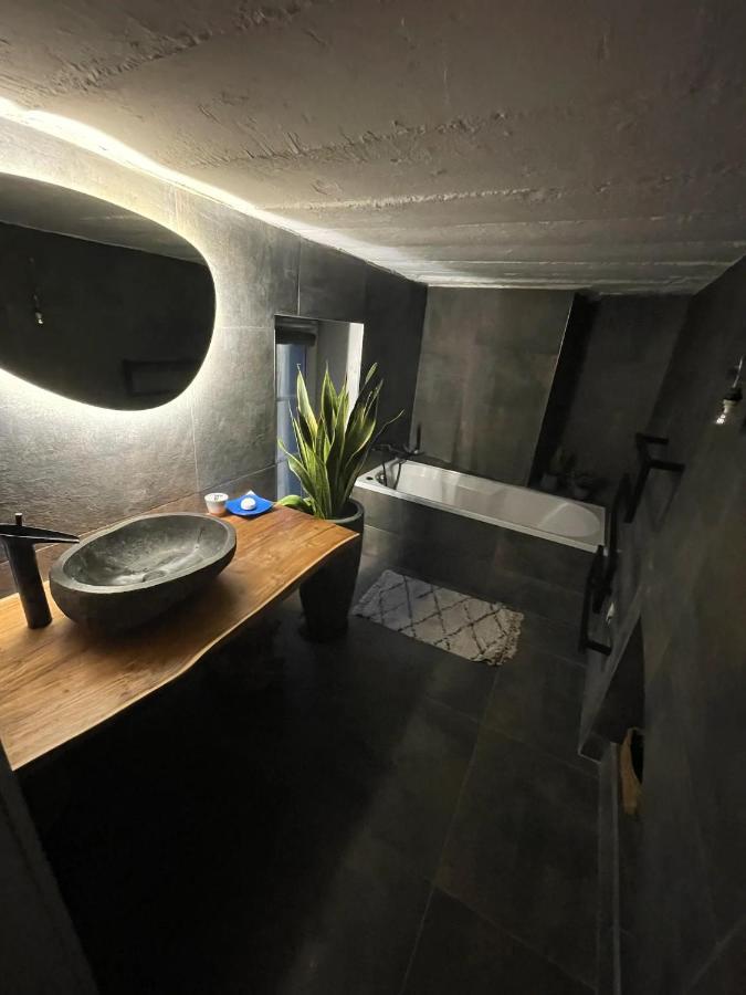 Appart 110M2 Terrasse Climatise Quartier Medieval كليرمونت-فيراند المظهر الخارجي الصورة